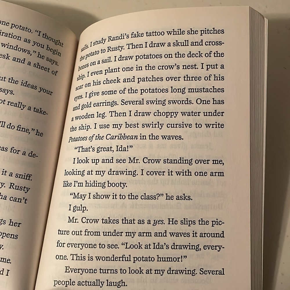 Chapter book - Picture 3 of 6